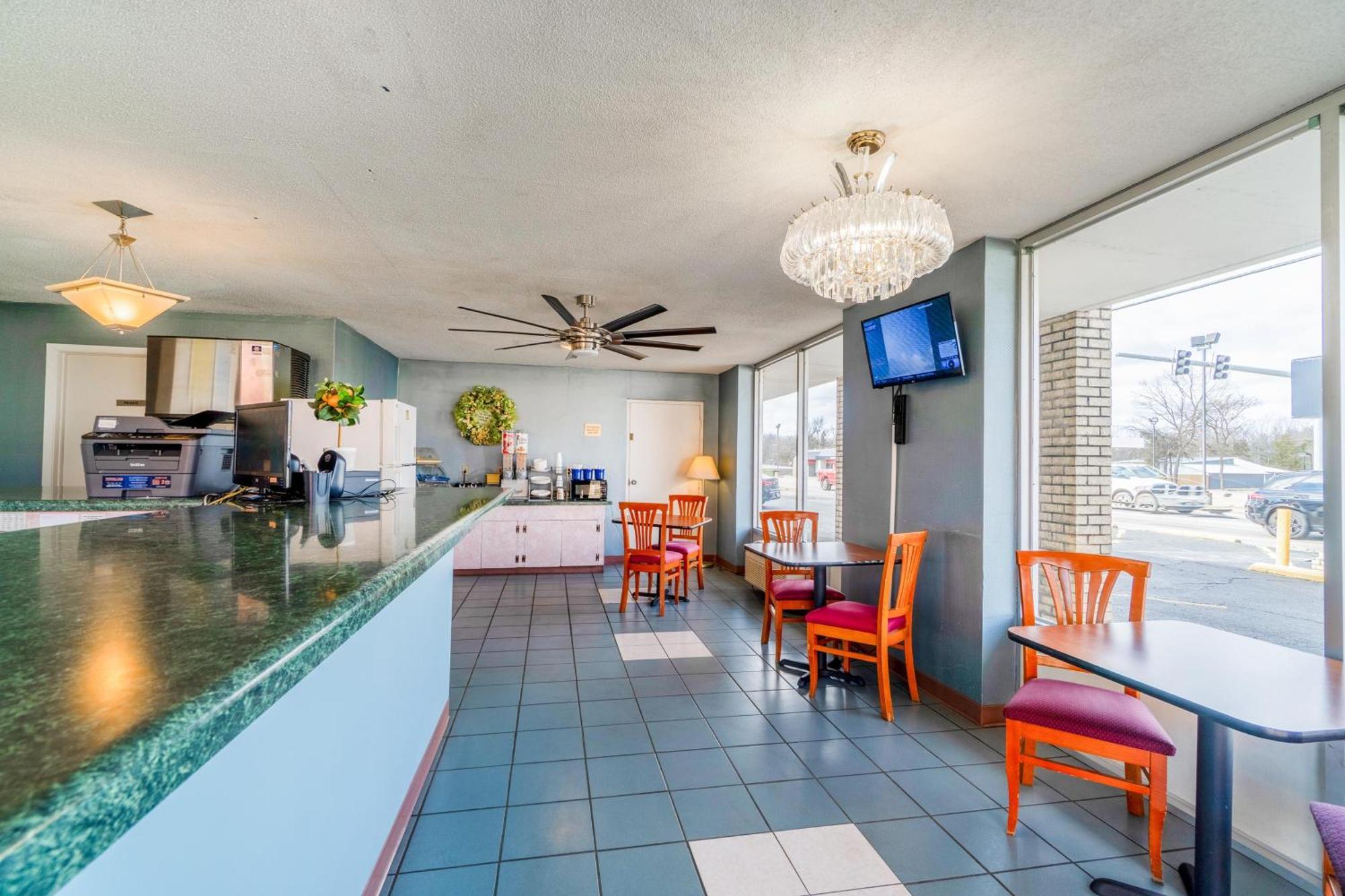 Motel Ozark Junction Mountain View By Oyo Exteriér fotografie