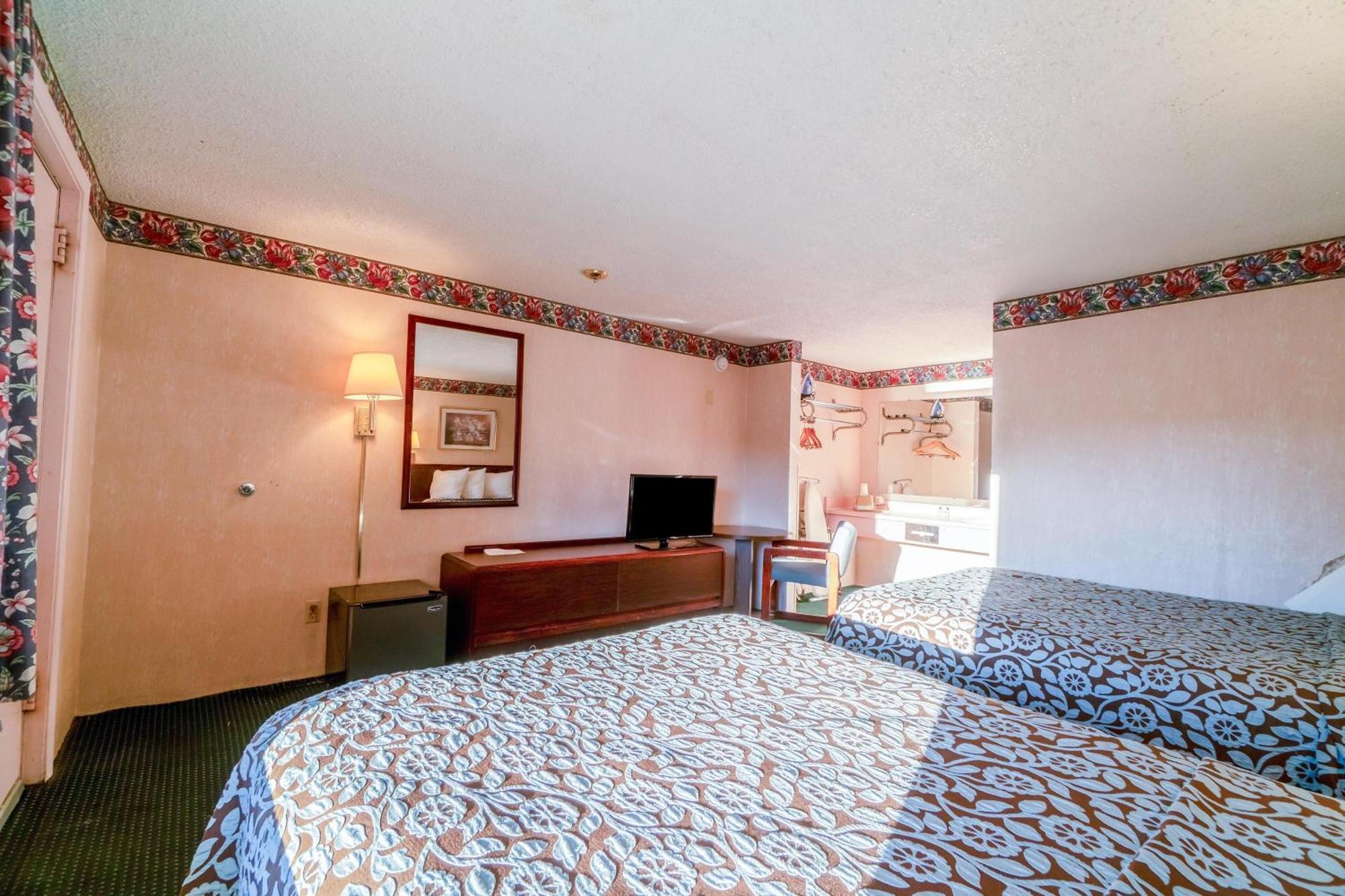 Motel Ozark Junction Mountain View By Oyo Exteriér fotografie