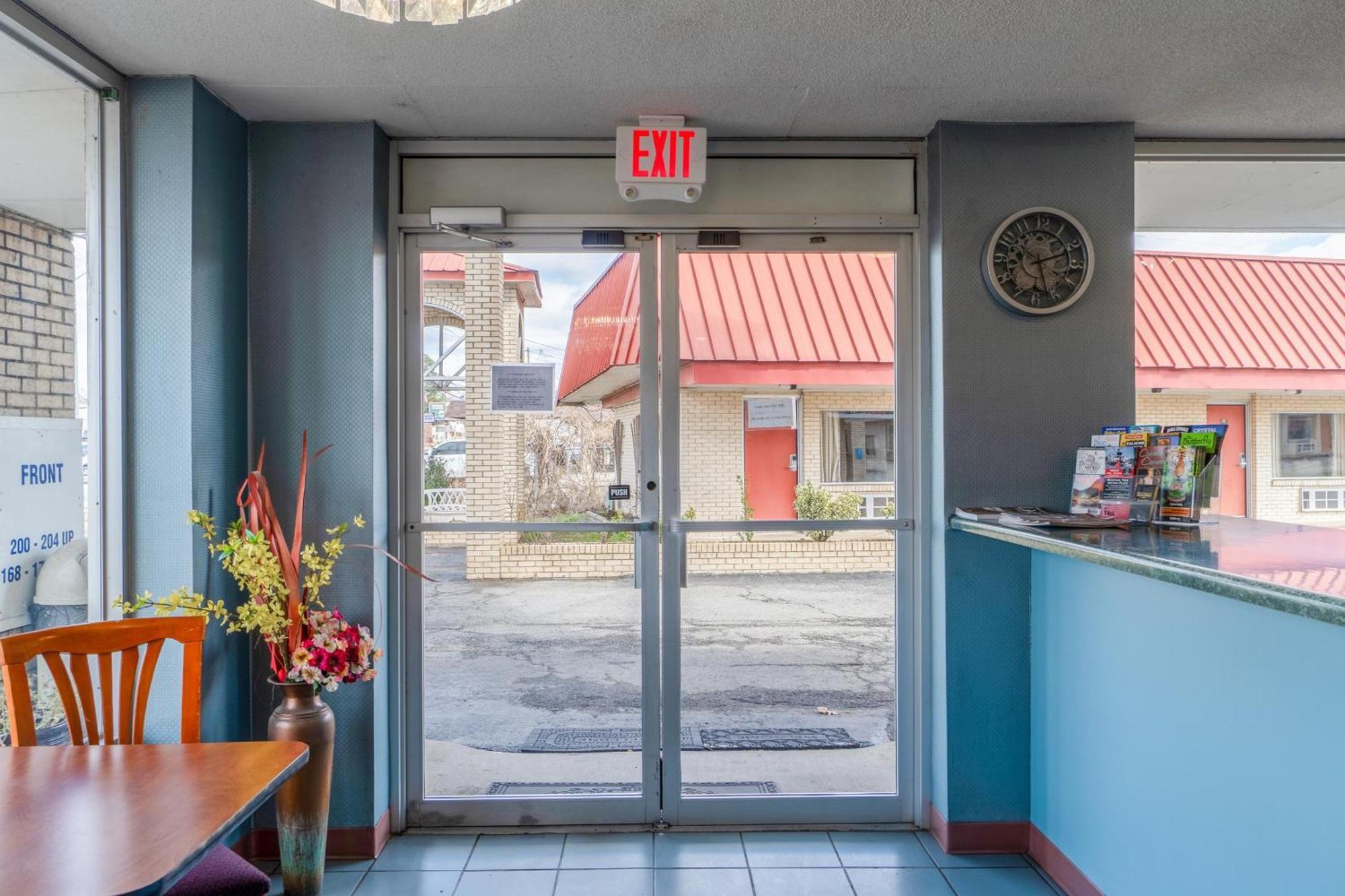 Motel Ozark Junction Mountain View By Oyo Exteriér fotografie