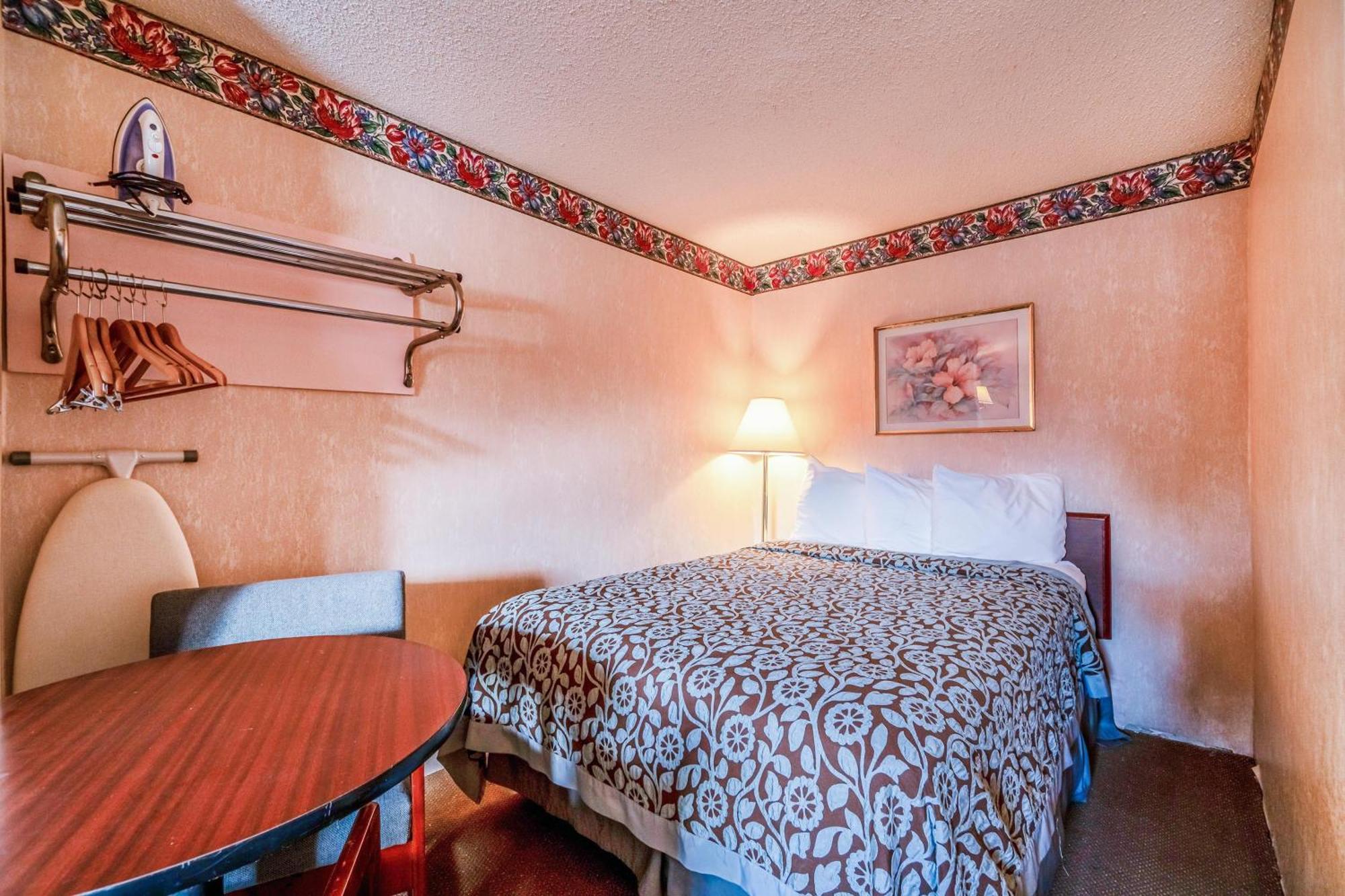 Motel Ozark Junction Mountain View By Oyo Exteriér fotografie