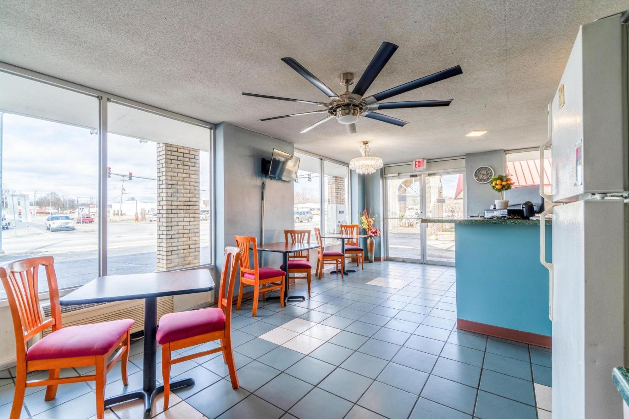 Motel Ozark Junction Mountain View By Oyo Exteriér fotografie