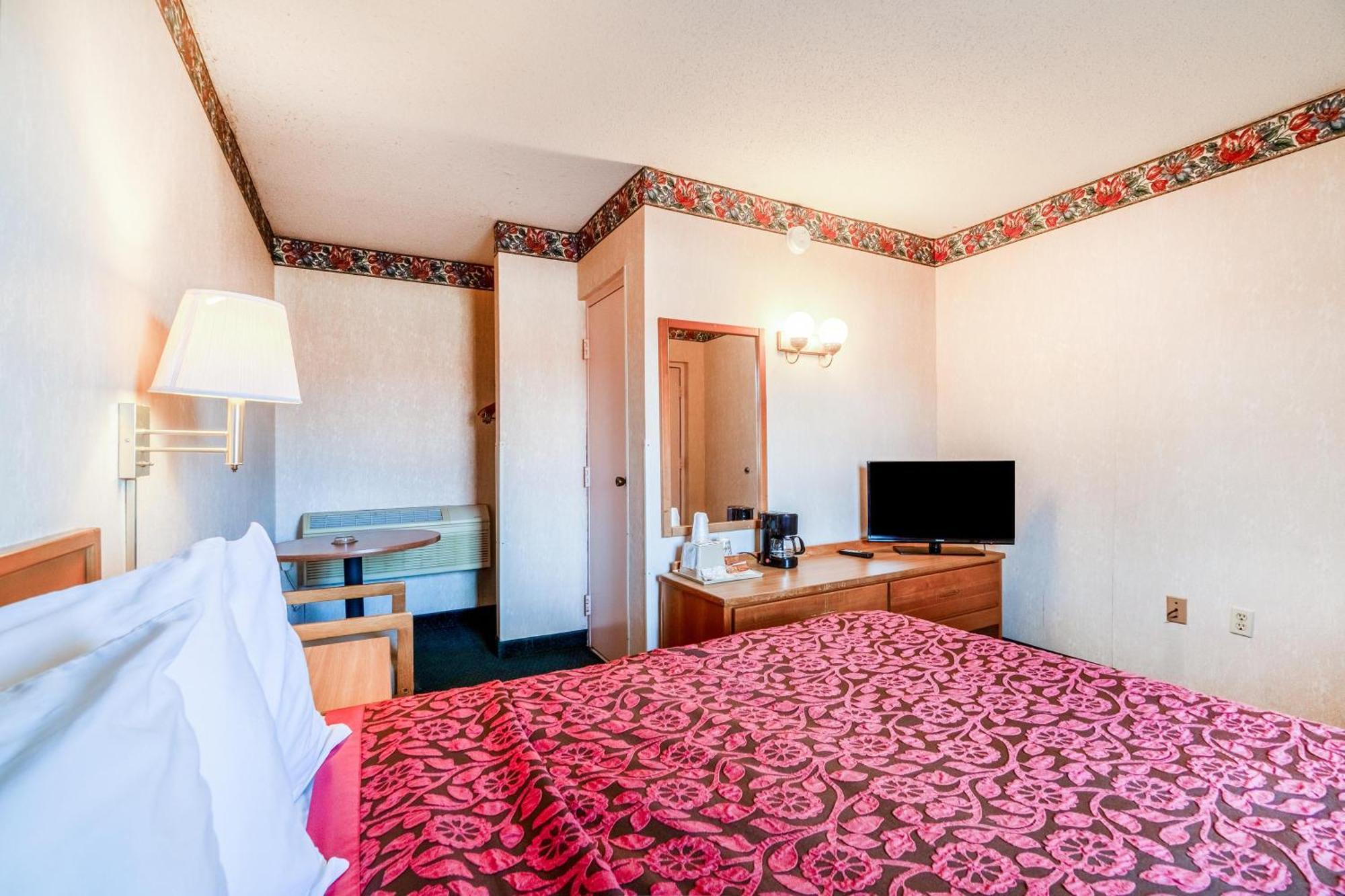 Motel Ozark Junction Mountain View By Oyo Exteriér fotografie