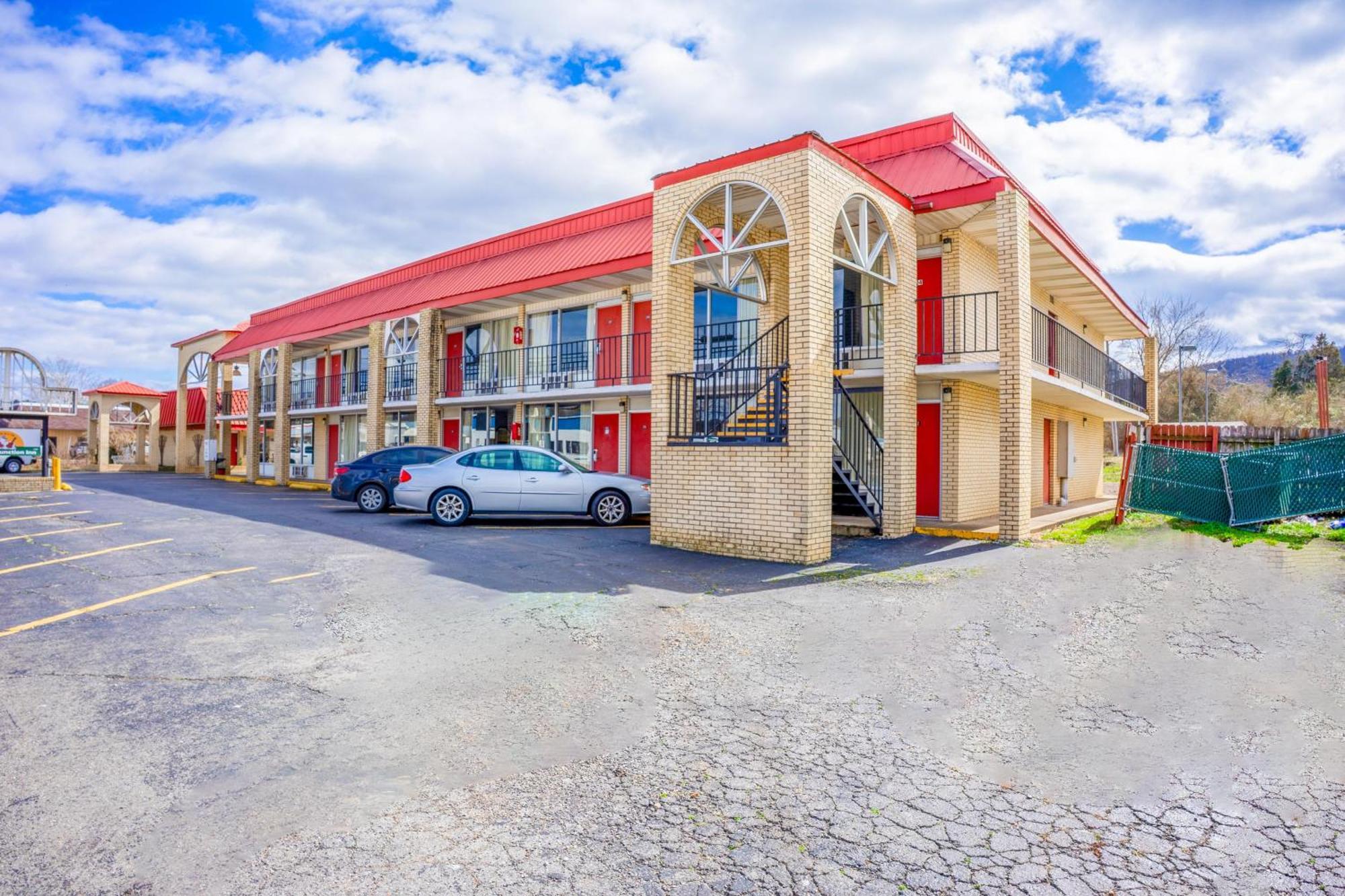 Motel Ozark Junction Mountain View By Oyo Exteriér fotografie