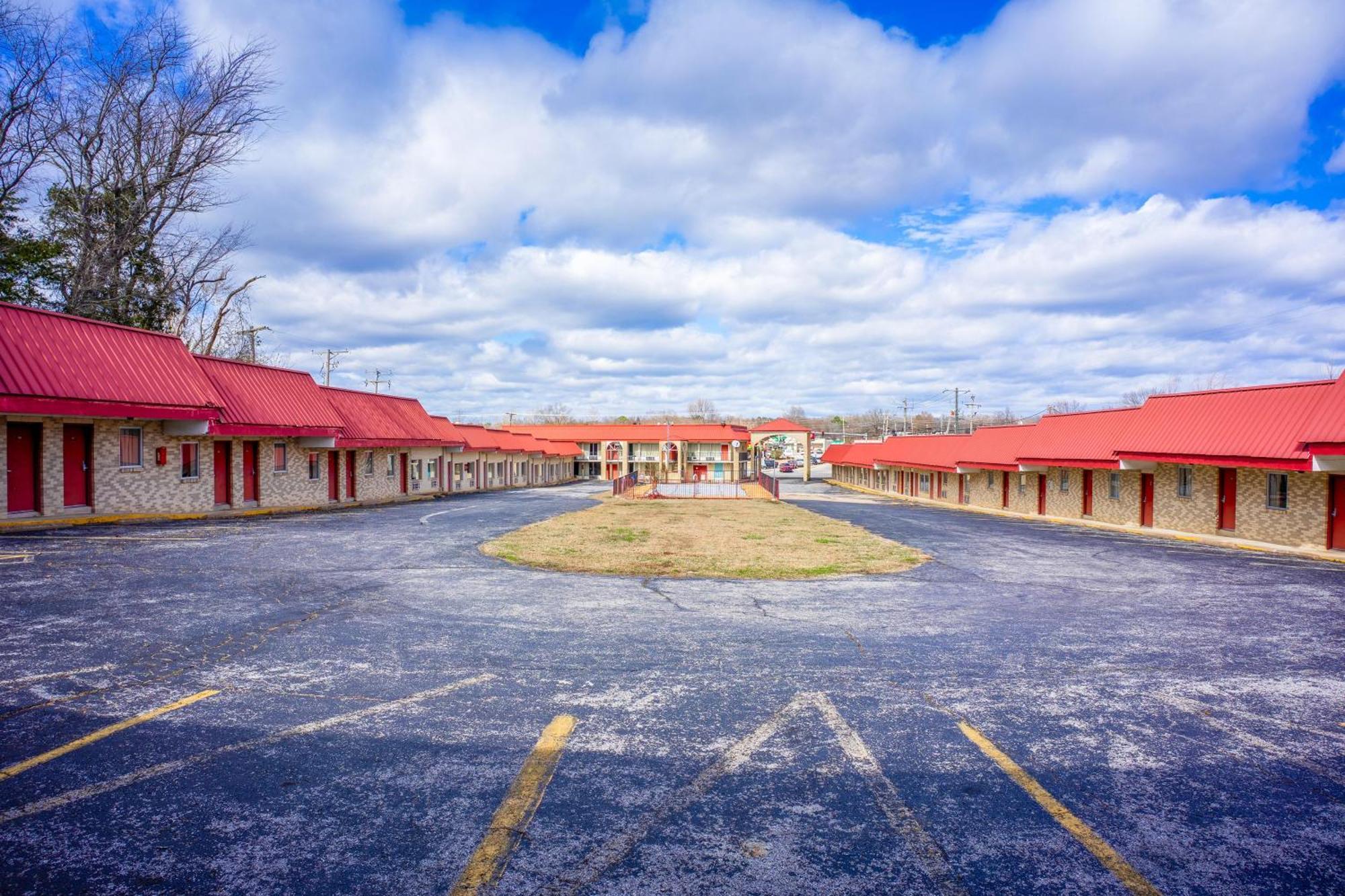 Motel Ozark Junction Mountain View By Oyo Exteriér fotografie